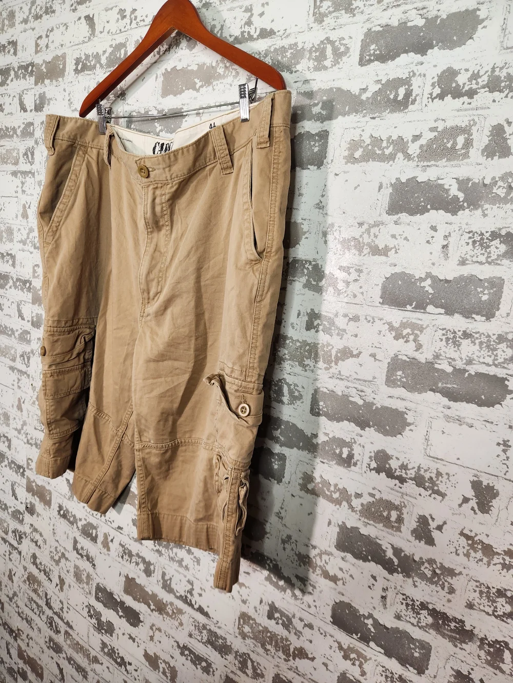 Roundtree & Yorke Tan Cargo Shorts